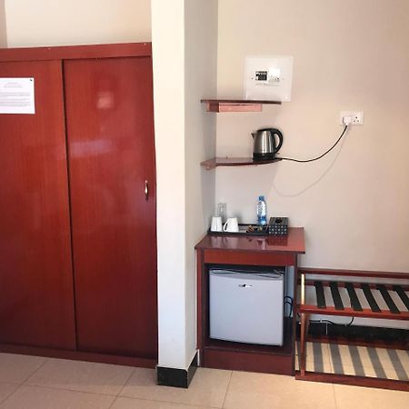 Northern Rock Hotel Mpika Luaran gambar