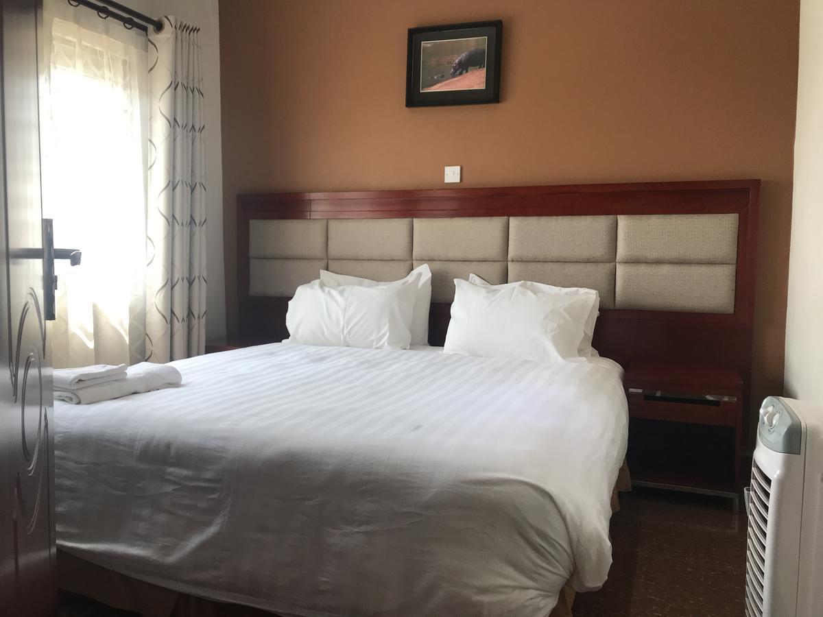 Northern Rock Hotel Mpika Luaran gambar