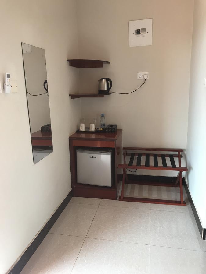 Northern Rock Hotel Mpika Luaran gambar